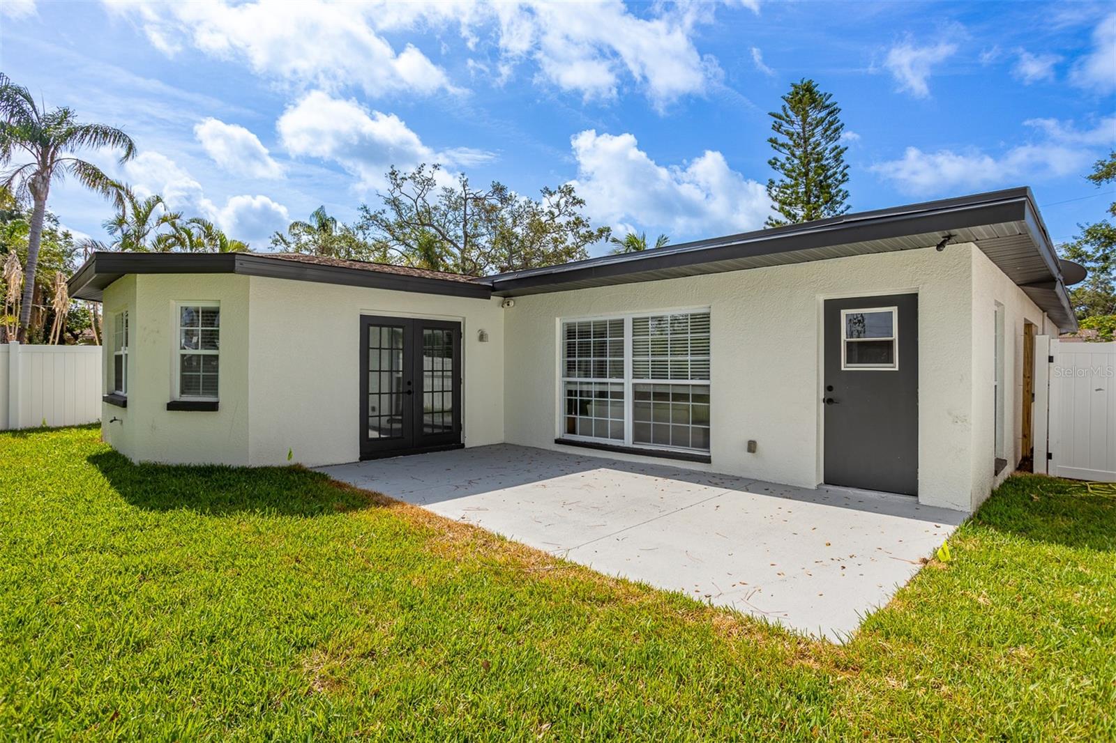 Image 32 of 45 For 8335 42nd Avenue N