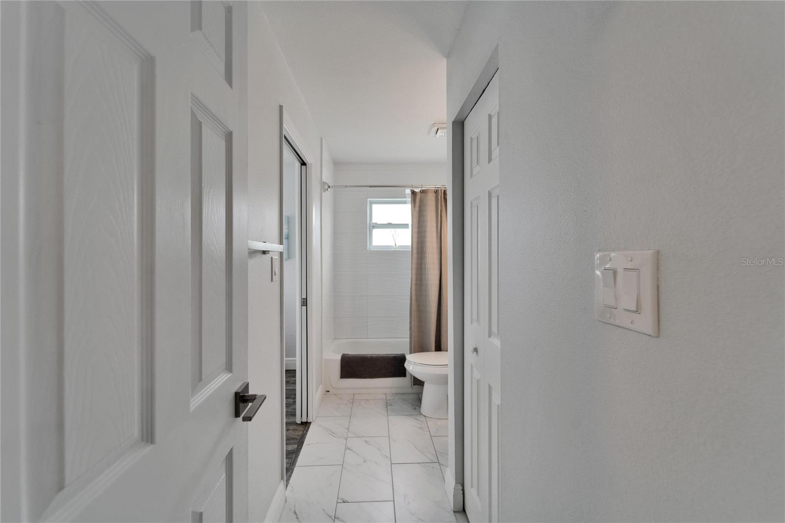 Image 18 of 34 For 719 58th Street S
