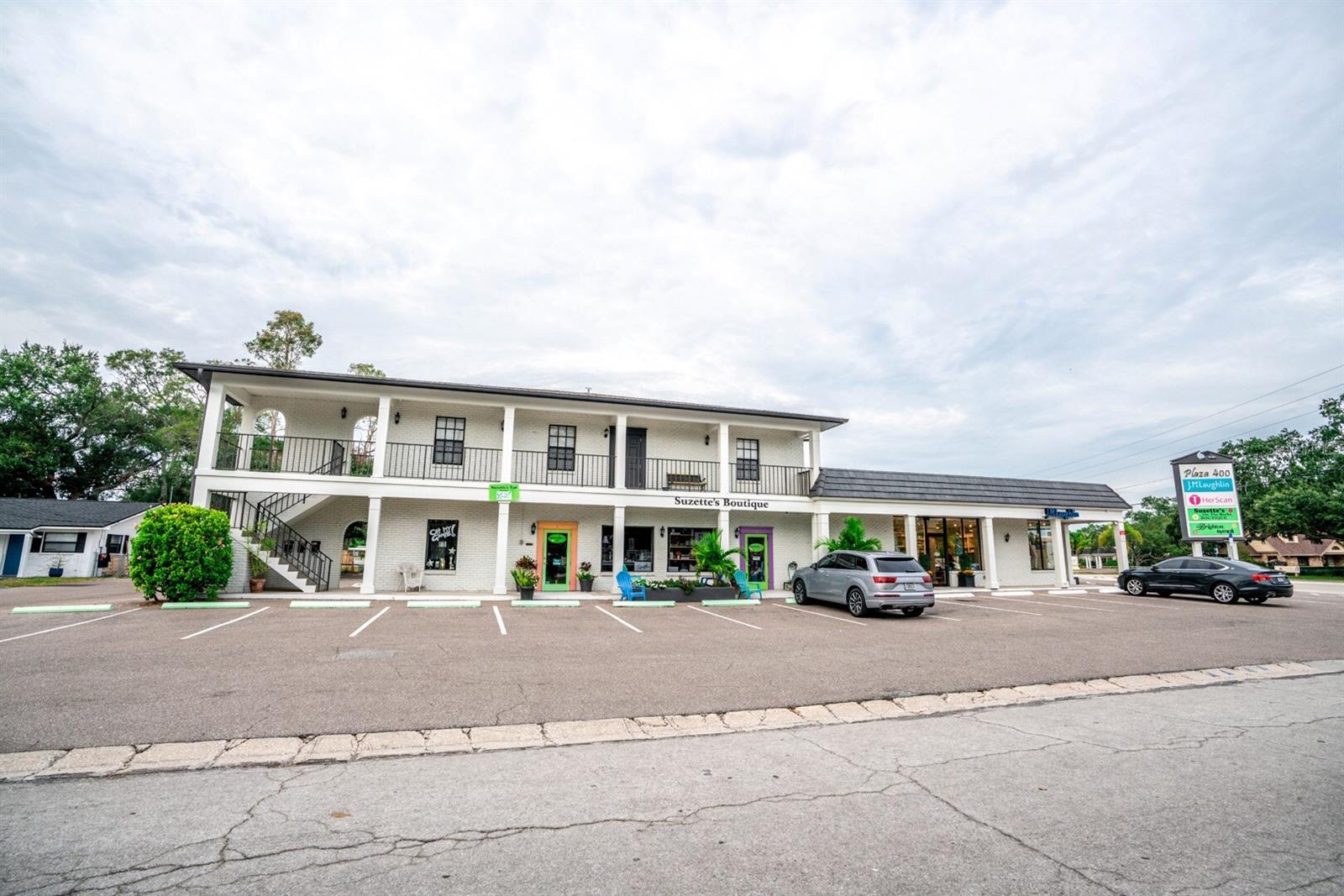 Listing photo id 16 for 400 Indian Rocks Road N