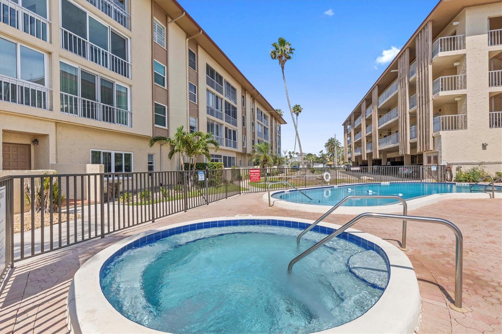 Image 56 of 71 For 105 Island Way 126
