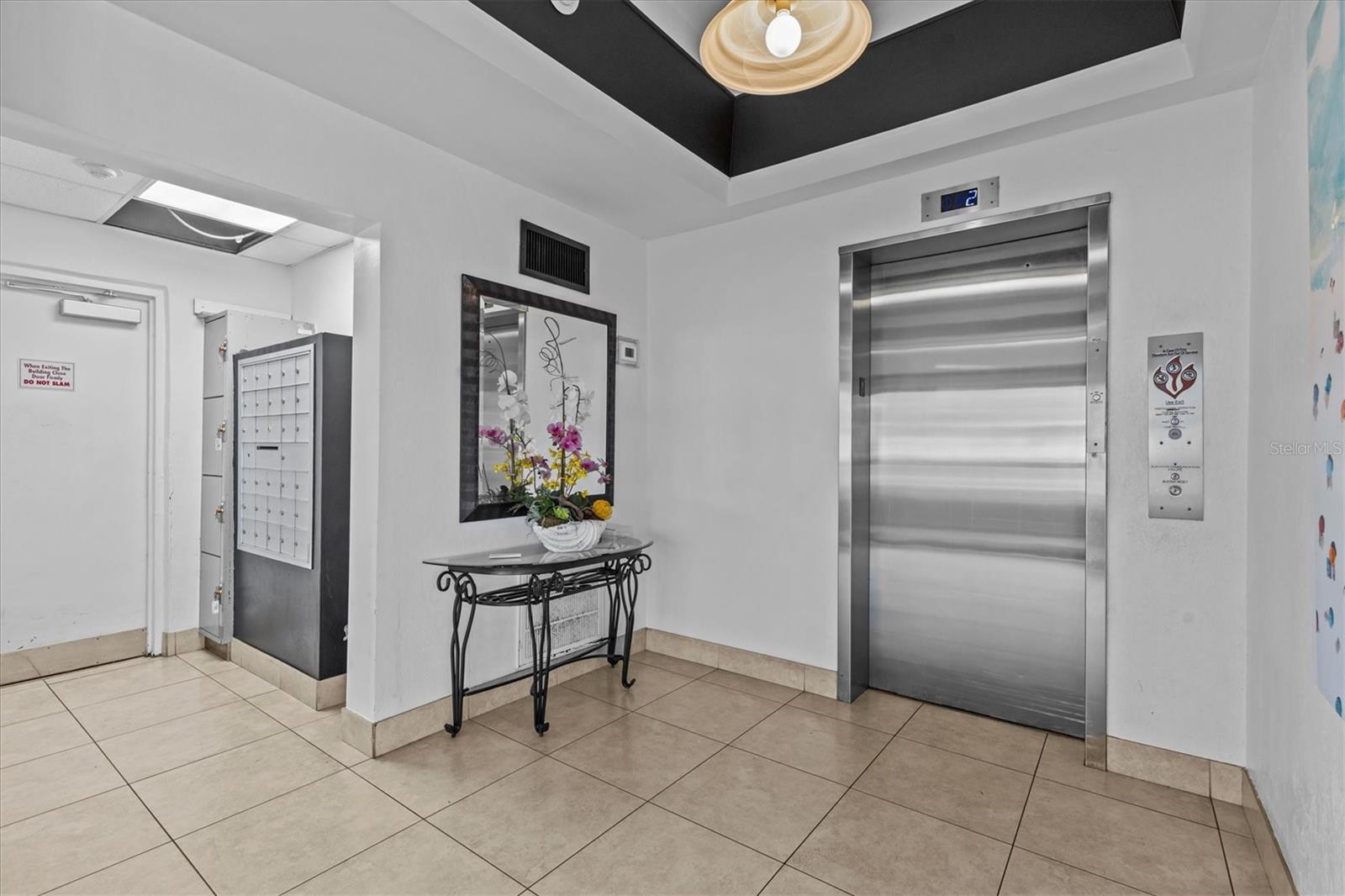 Image 57 of 71 For 105 Island Way 126