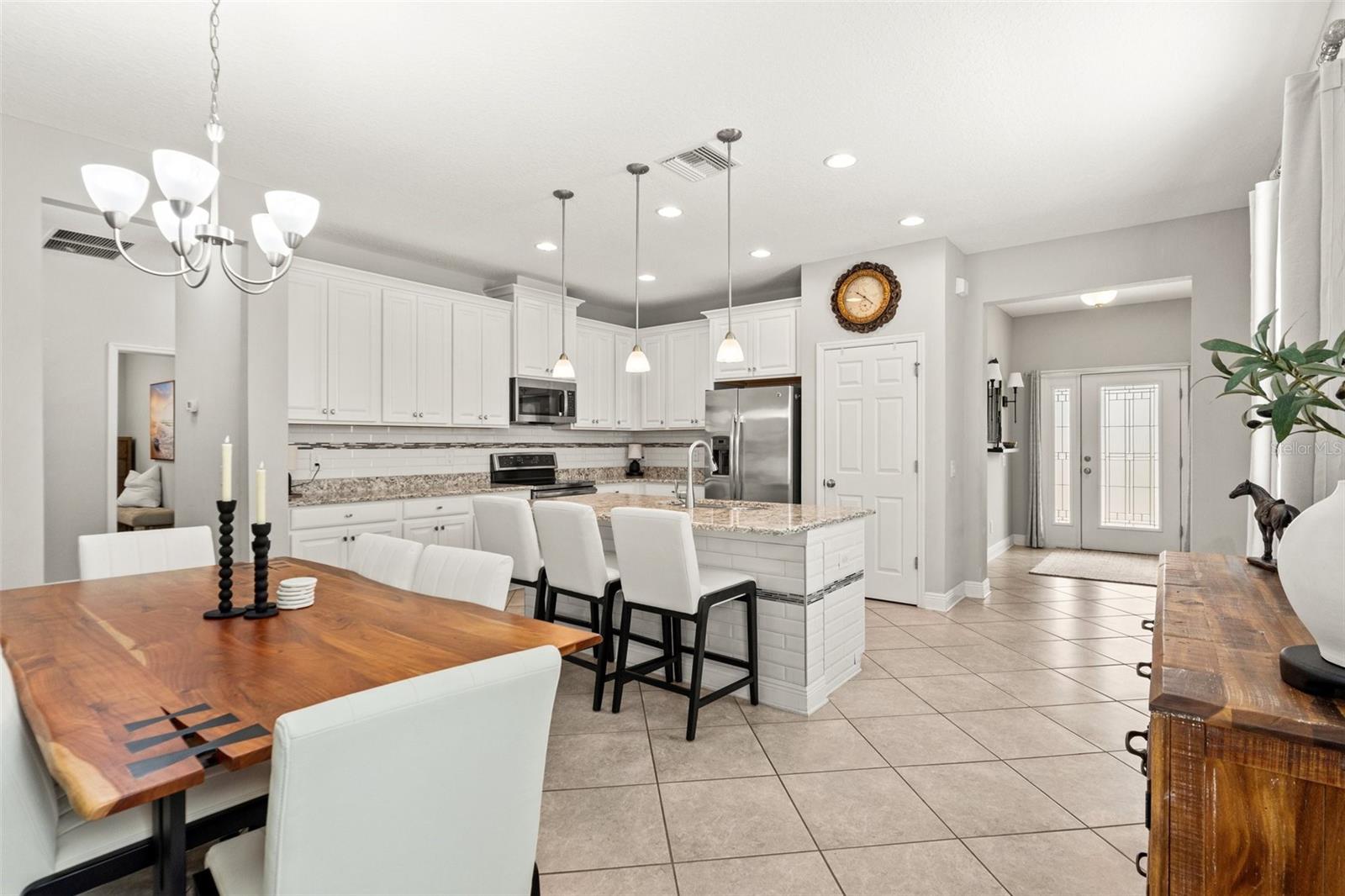 Image 11 of 49 For 18620 Rococo Road