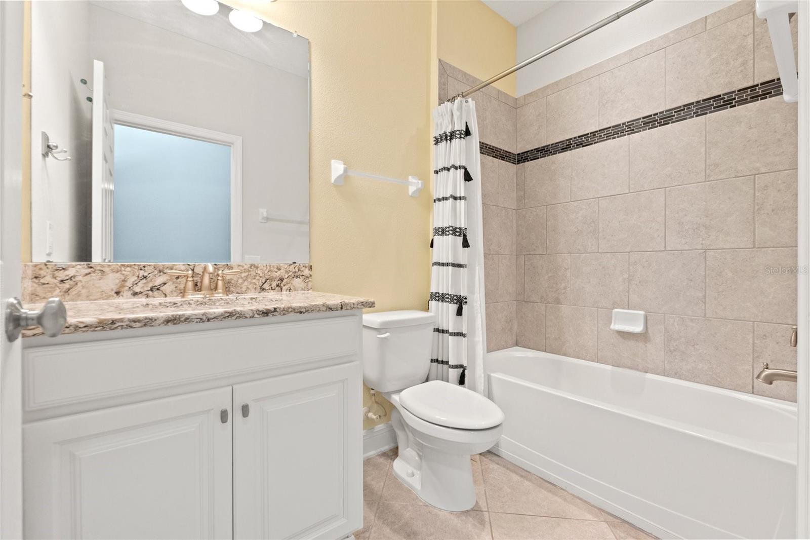 Image 23 of 49 For 18620 Rococo Road