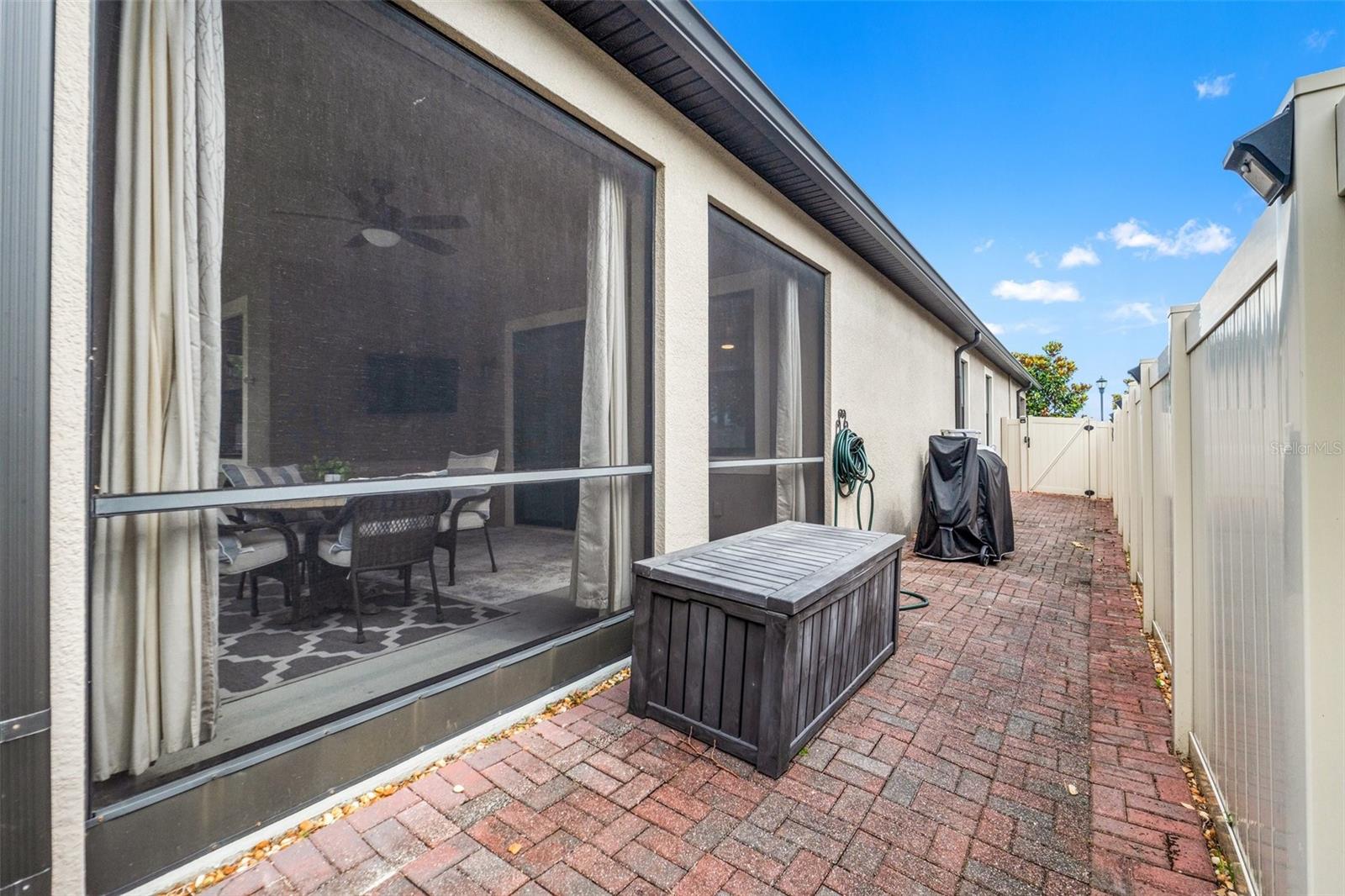 Image 33 of 49 For 18620 Rococo Road