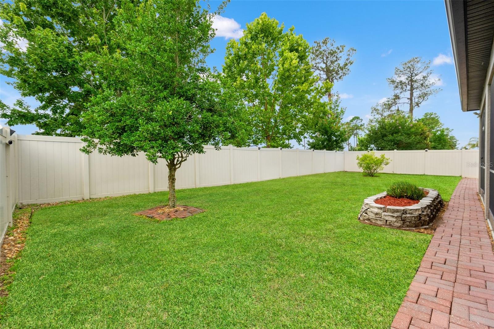 Image 37 of 49 For 18620 Rococo Road