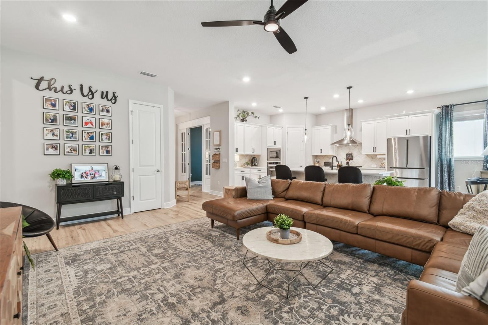 Image 17 of 85 For 7616 Paradiso Drive
