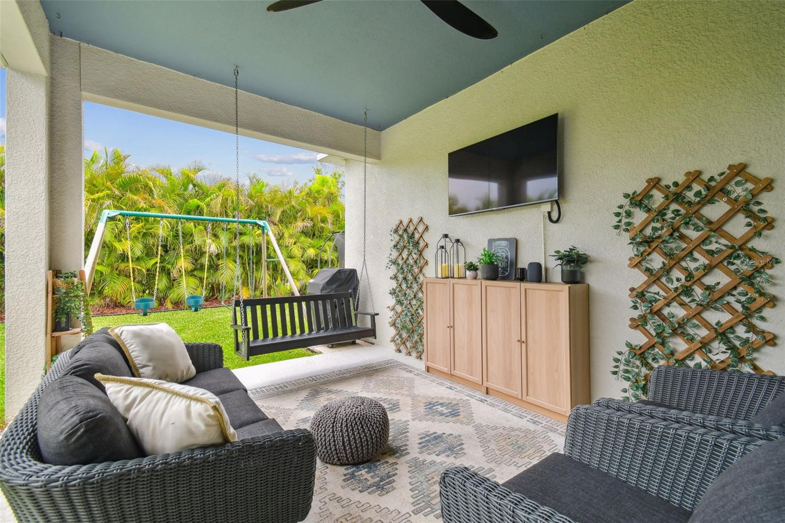 Image 47 of 85 For 7616 Paradiso Drive