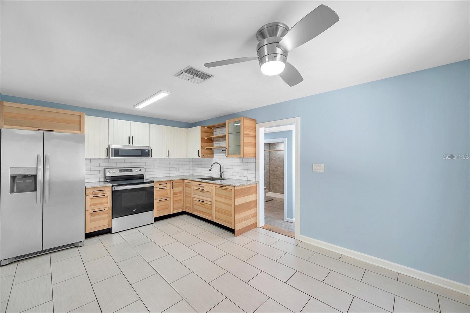 Image 13 of 61 For 1225 26th Street N
