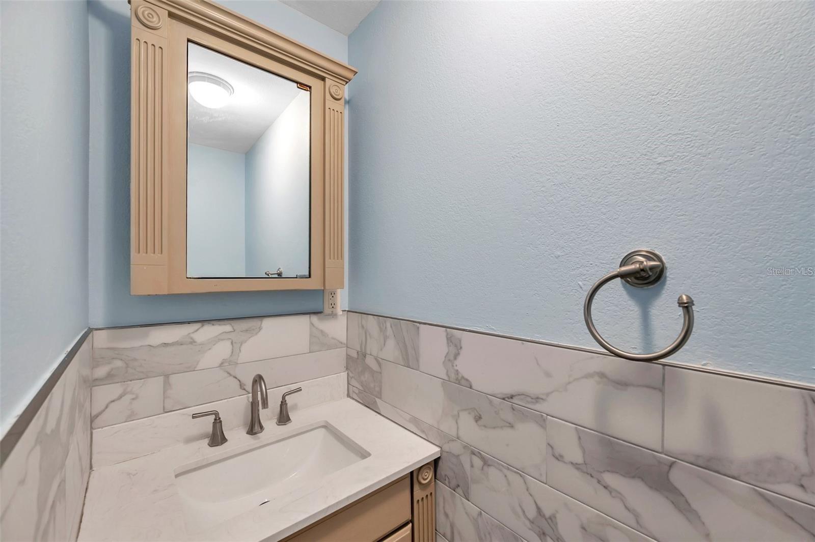 Image 14 of 61 For 1225 26th Street N