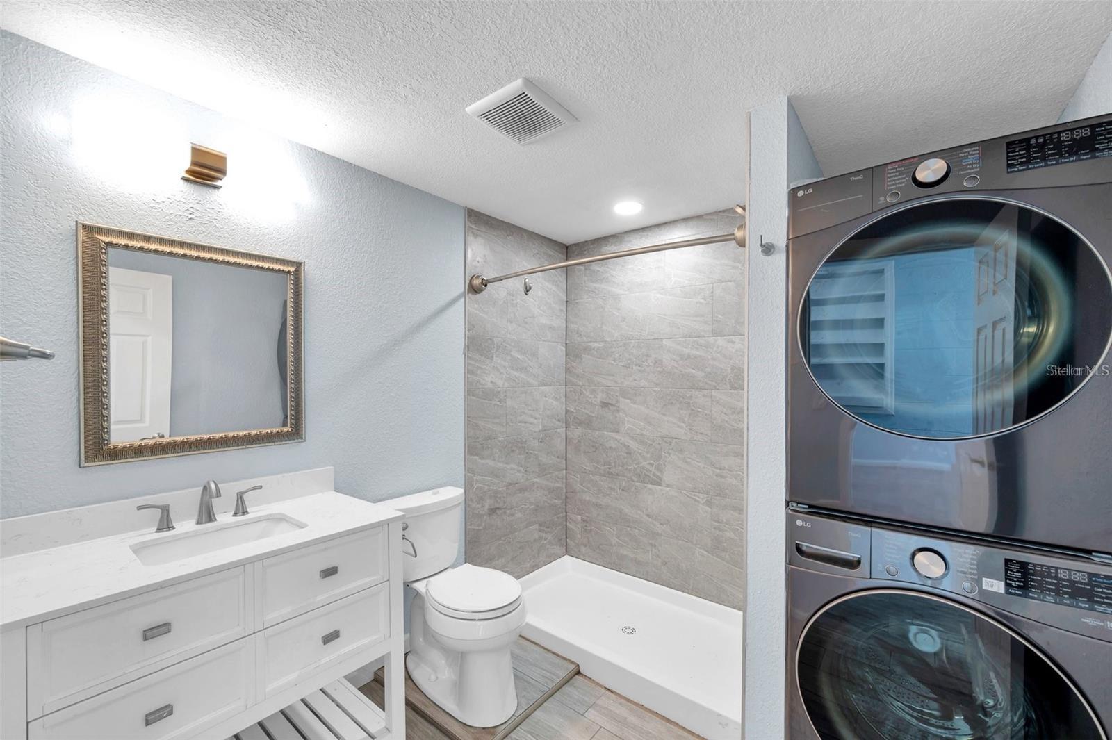 Image 16 of 61 For 1225 26th Street N