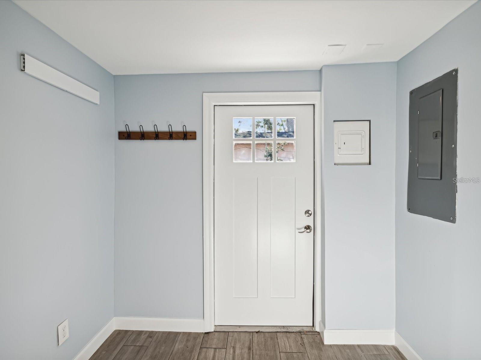 Image 21 of 61 For 1225 26th Street N
