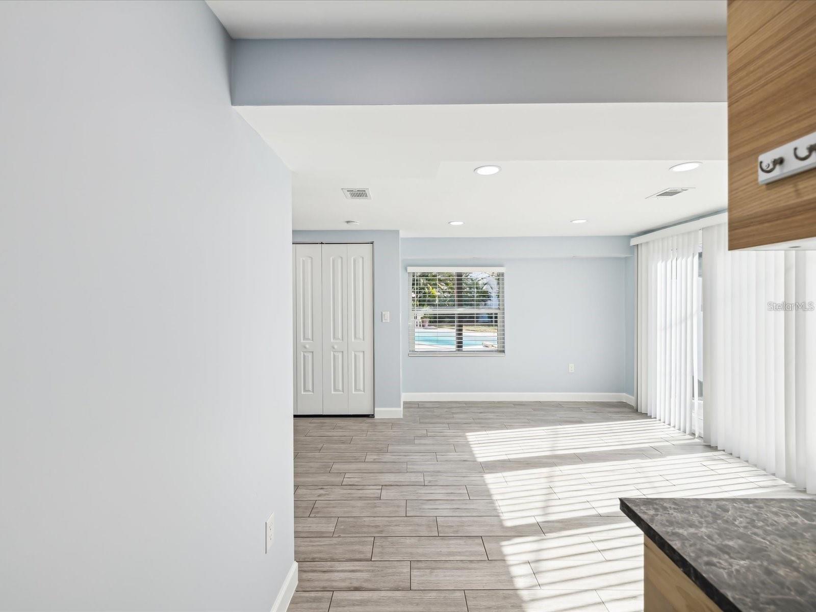 Image 23 of 61 For 1225 26th Street N