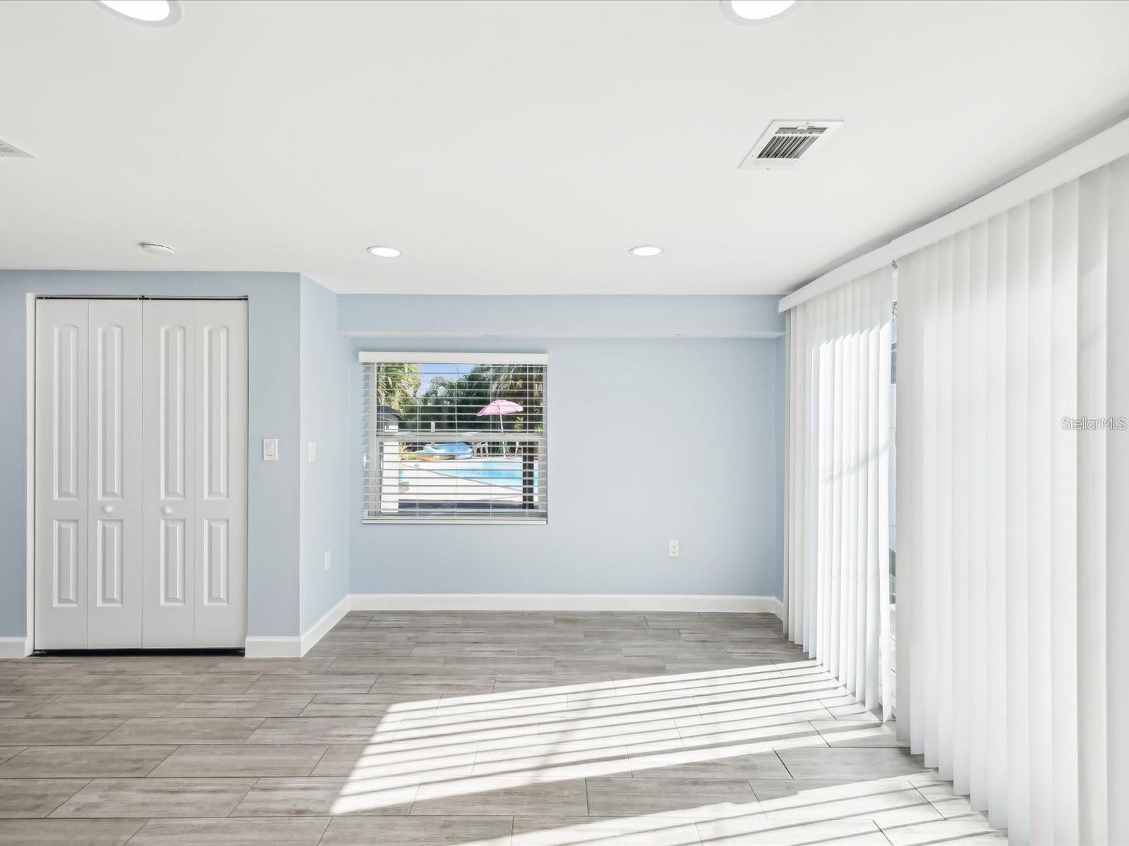 Image 26 of 61 For 1225 26th Street N