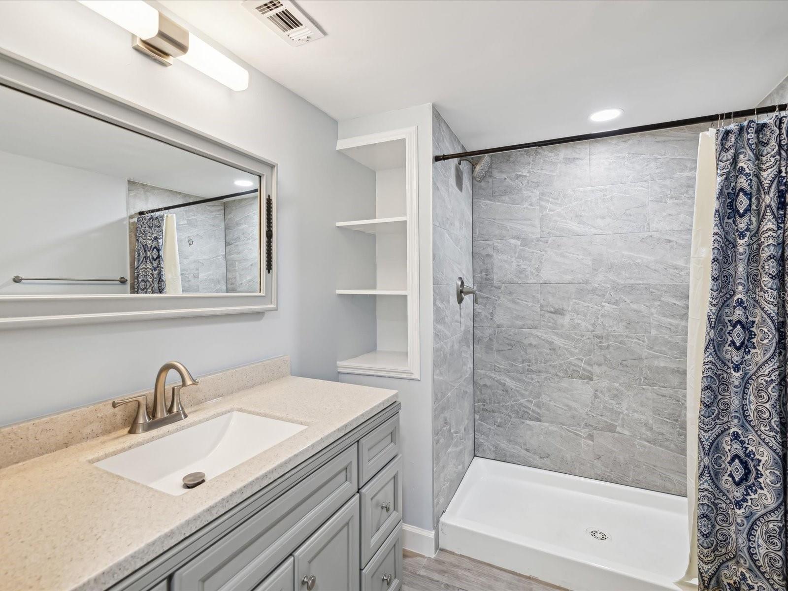 Image 33 of 61 For 1225 26th Street N