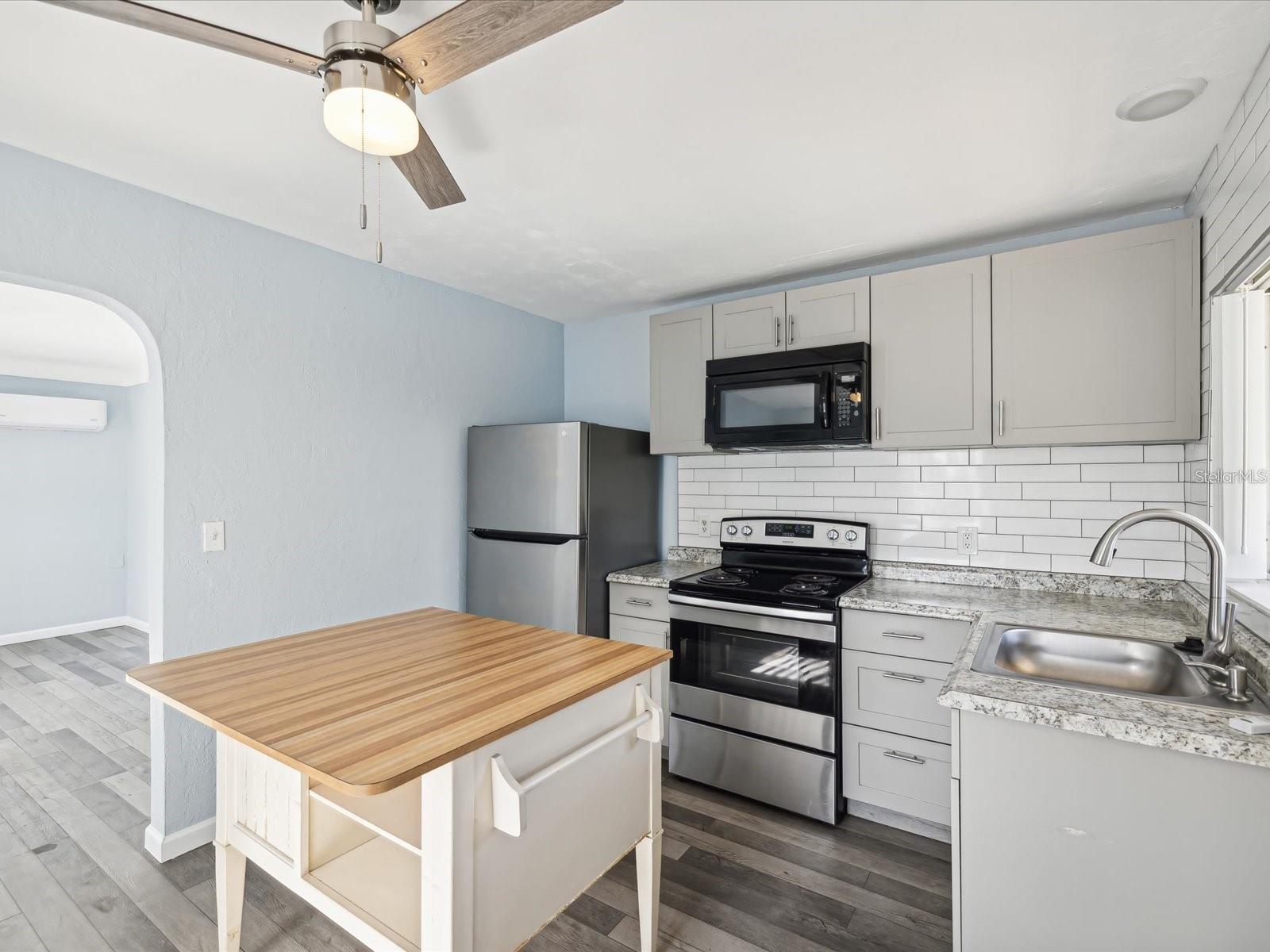 Image 39 of 61 For 1225 26th Street N
