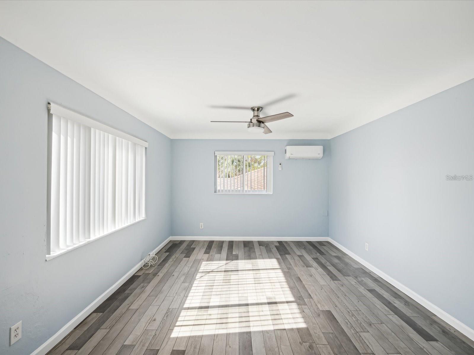 Image 43 of 61 For 1225 26th Street N