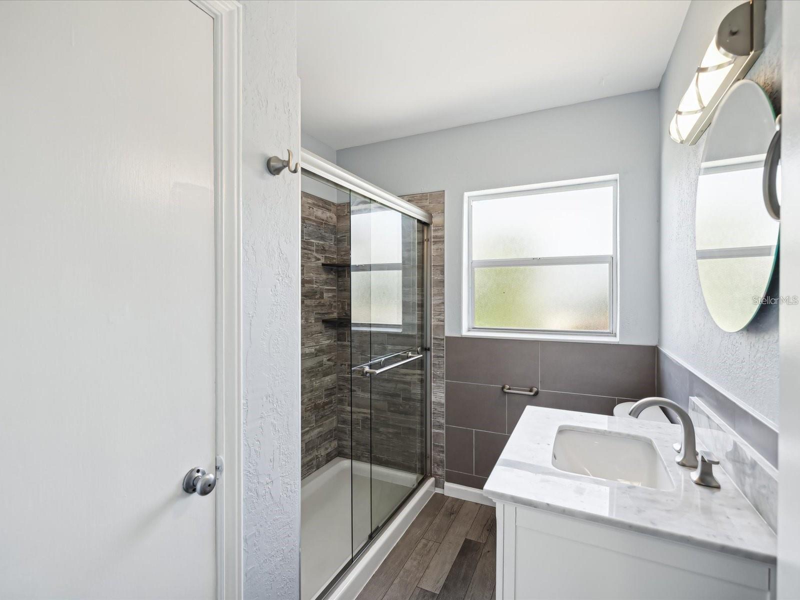 Image 48 of 61 For 1225 26th Street N
