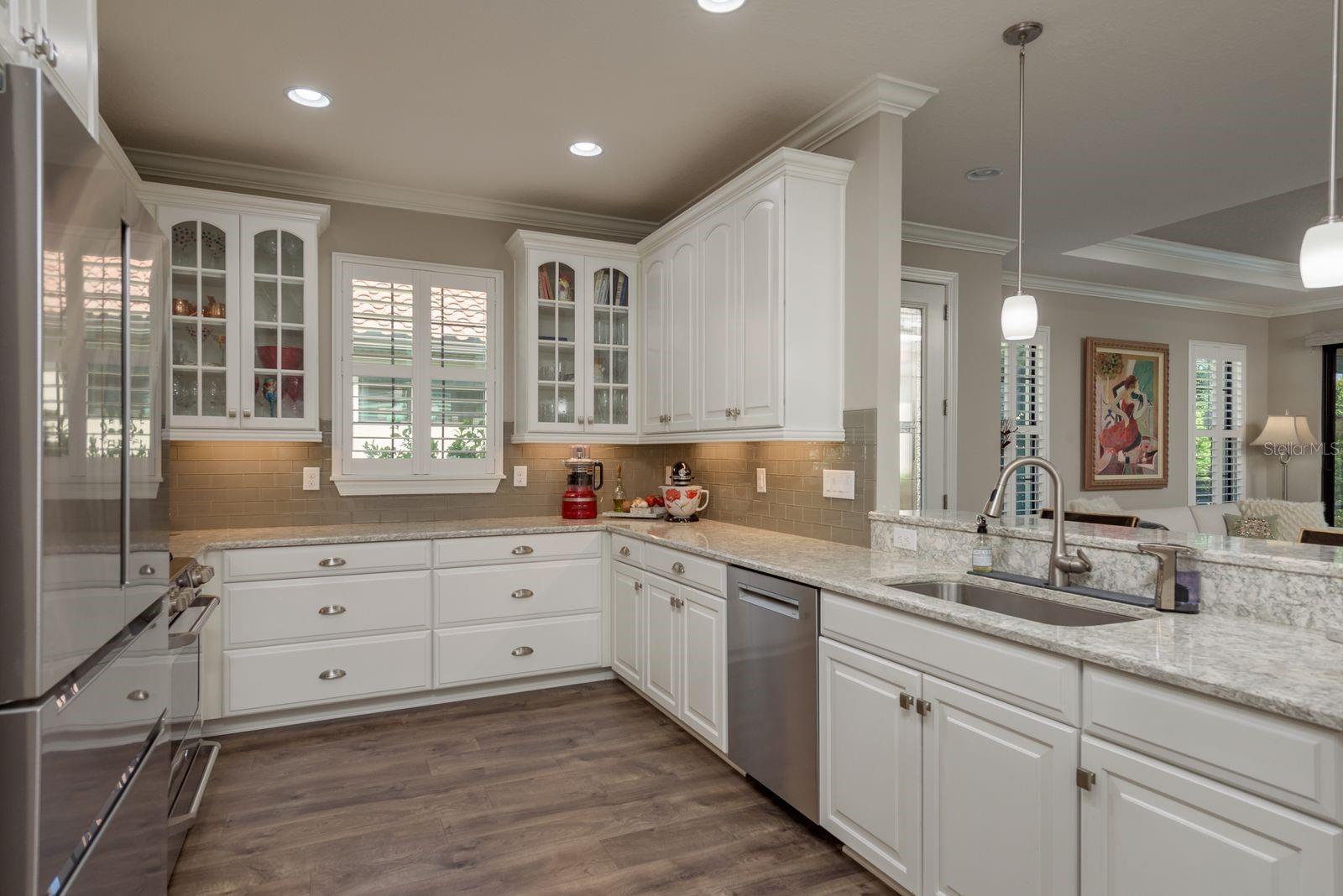 Listing photo id 10 for 11551 Callisia Drive