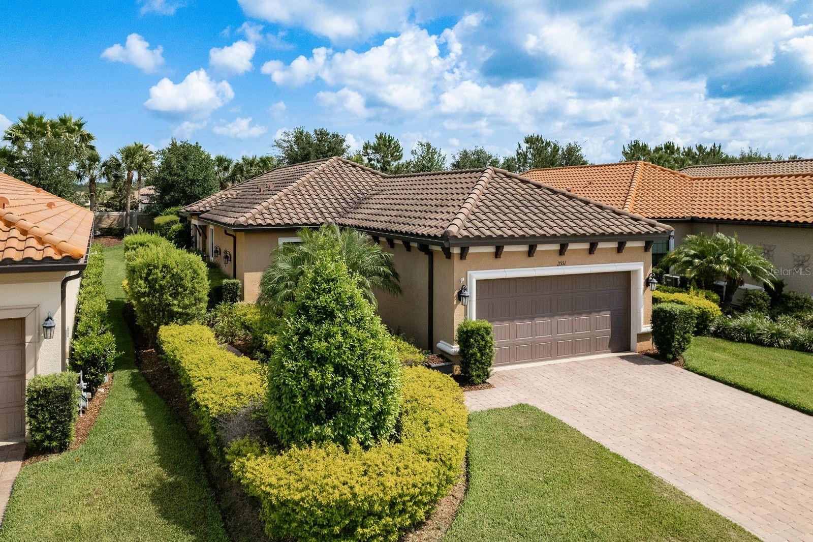 Listing photo id 0 for 11551 Callisia Drive