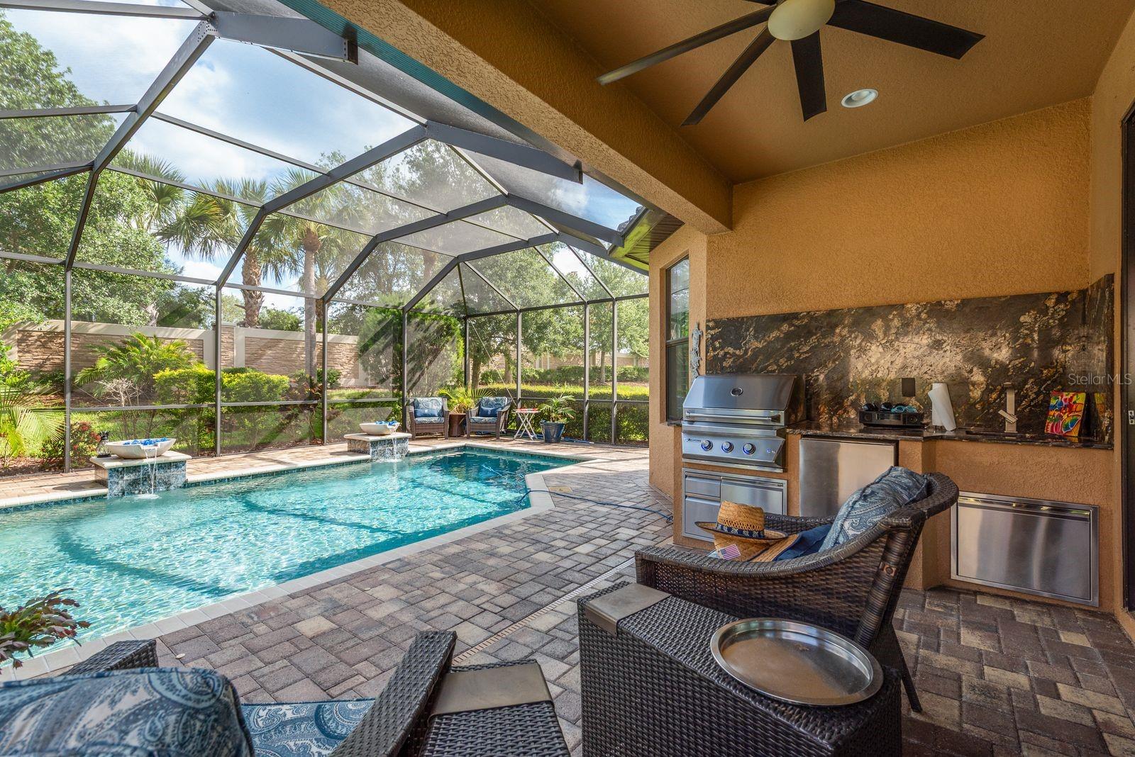 Listing photo id 24 for 11551 Callisia Drive
