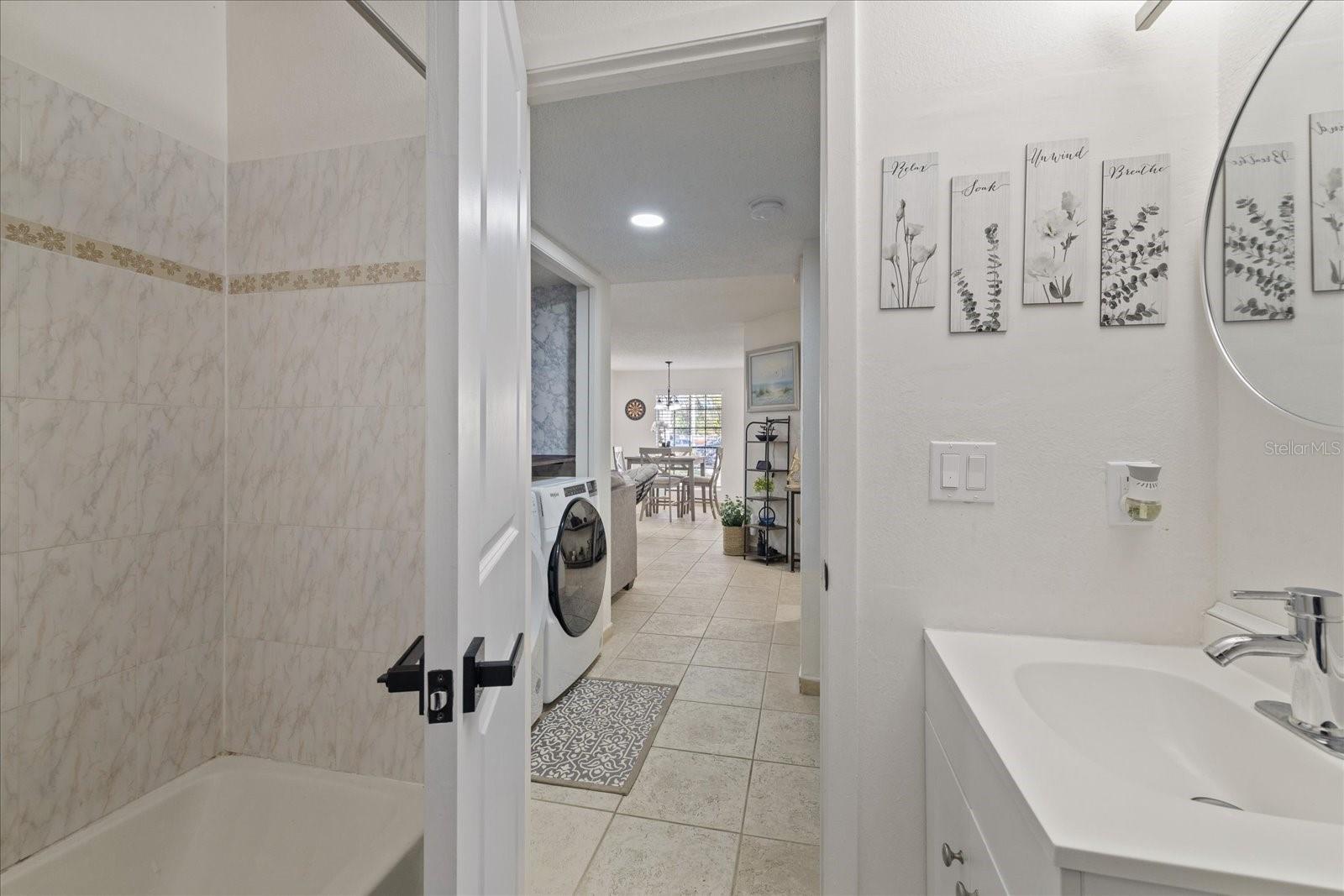 Image 33 of 42 For 8724 Mallard Reserve Drive 101