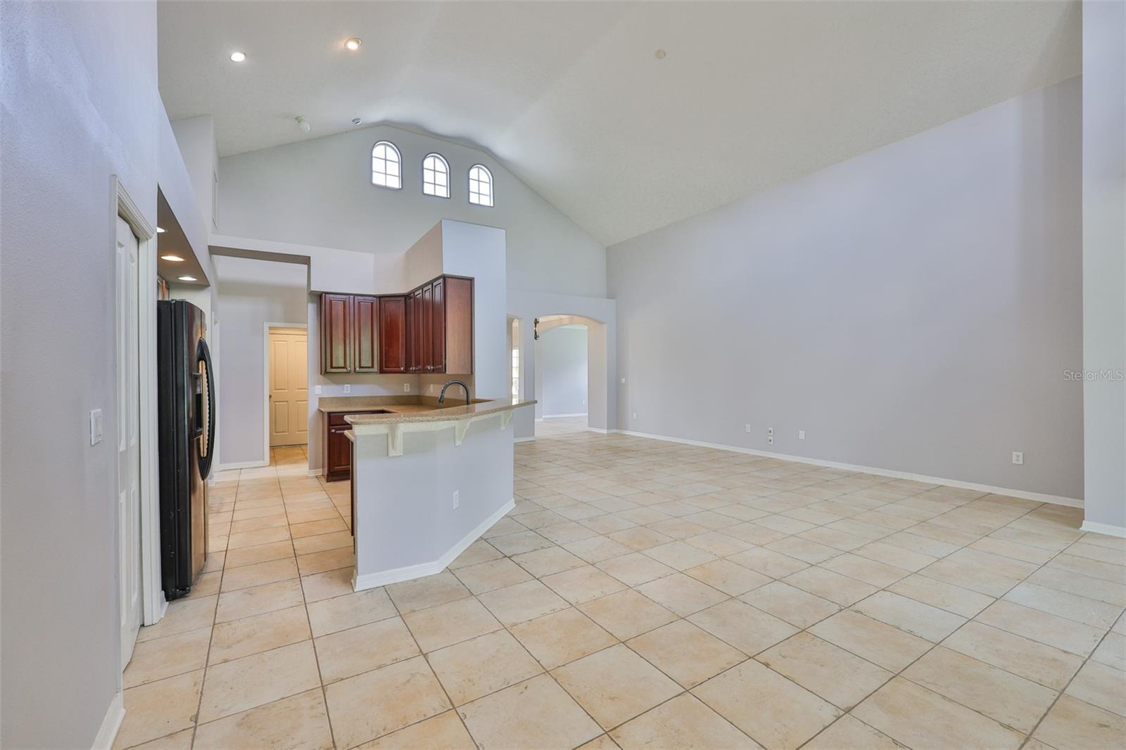 Listing photo id 13 for 7114 Cromwell Park Lane