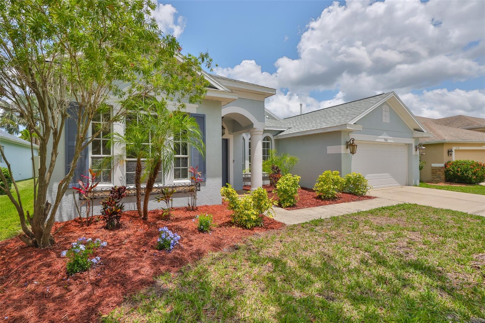 Listing photo id 1 for 7114 Cromwell Park Lane