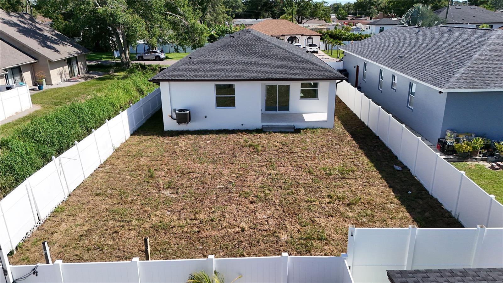Image 3 of 6 For 2717 Sitka Street