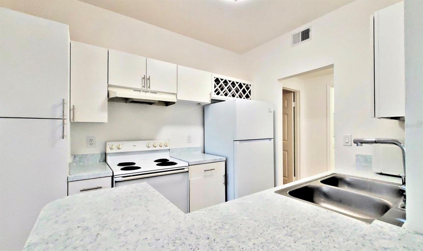 Image 5 of 14 For 2586 Robert Trent Jones Drive 1124