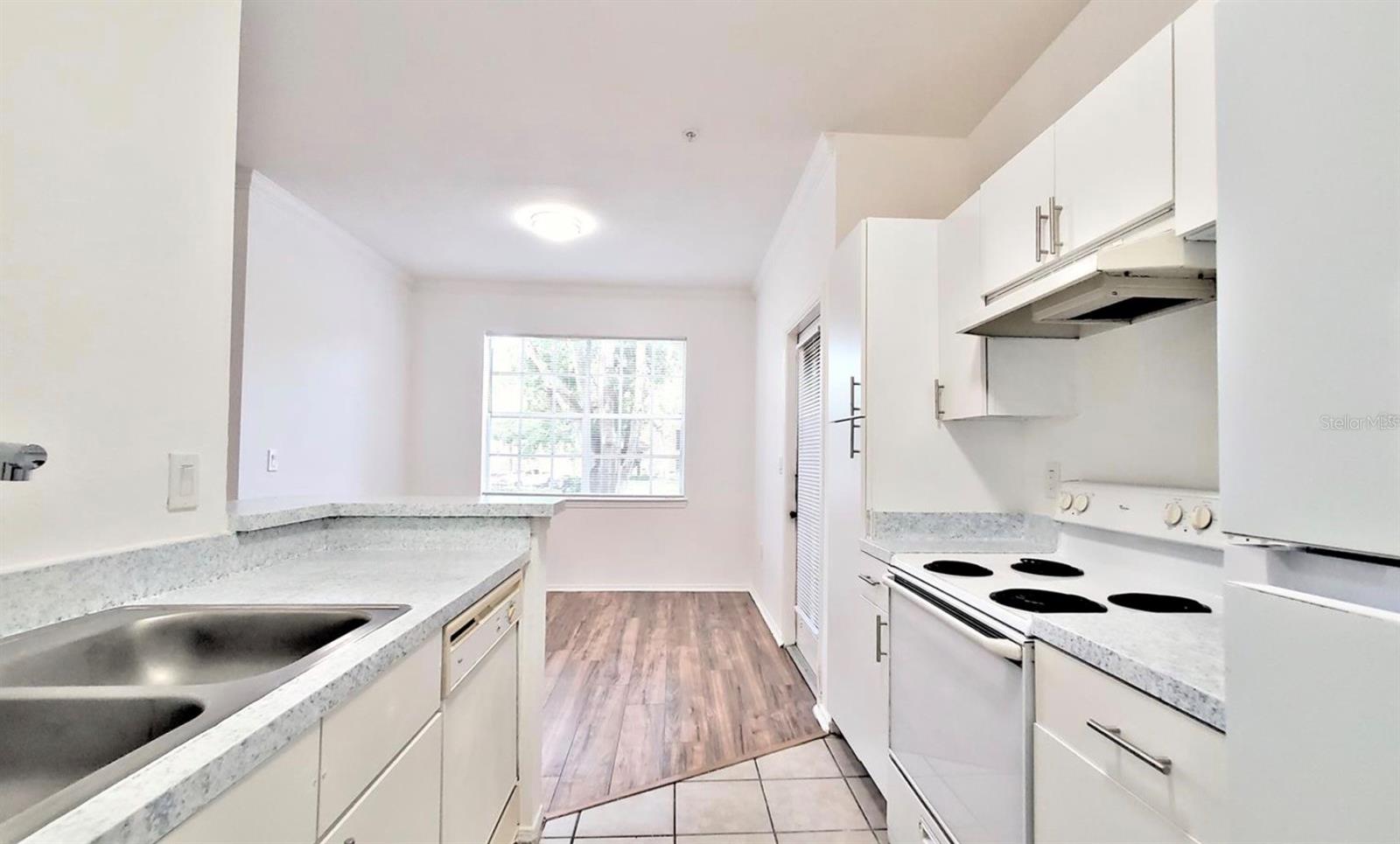 Image 6 of 14 For 2586 Robert Trent Jones Drive 1124