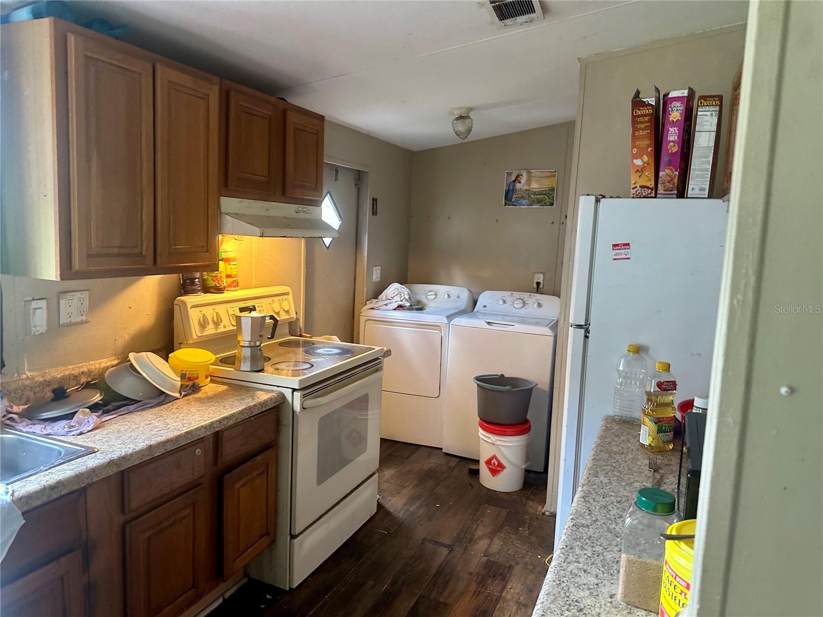 Image 16 of 17 For 7041 23rd Street