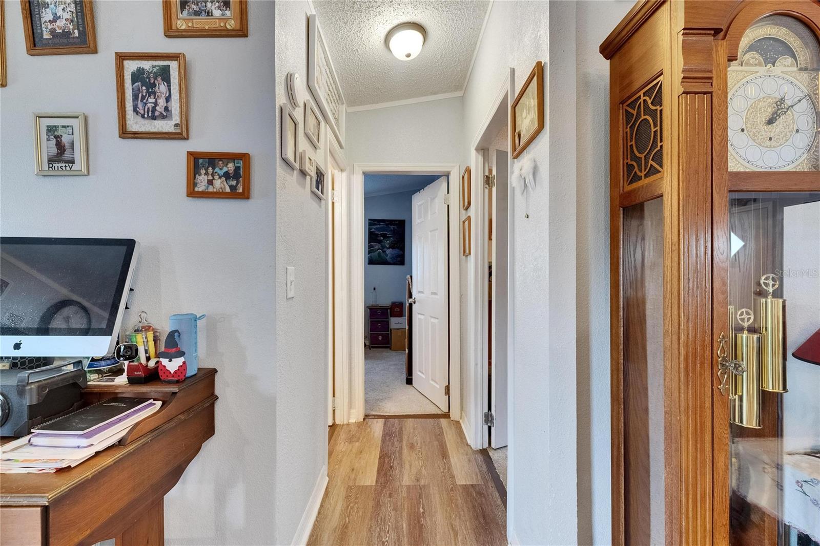 Image 18 of 80 For 4854 Myrtle View Drive N