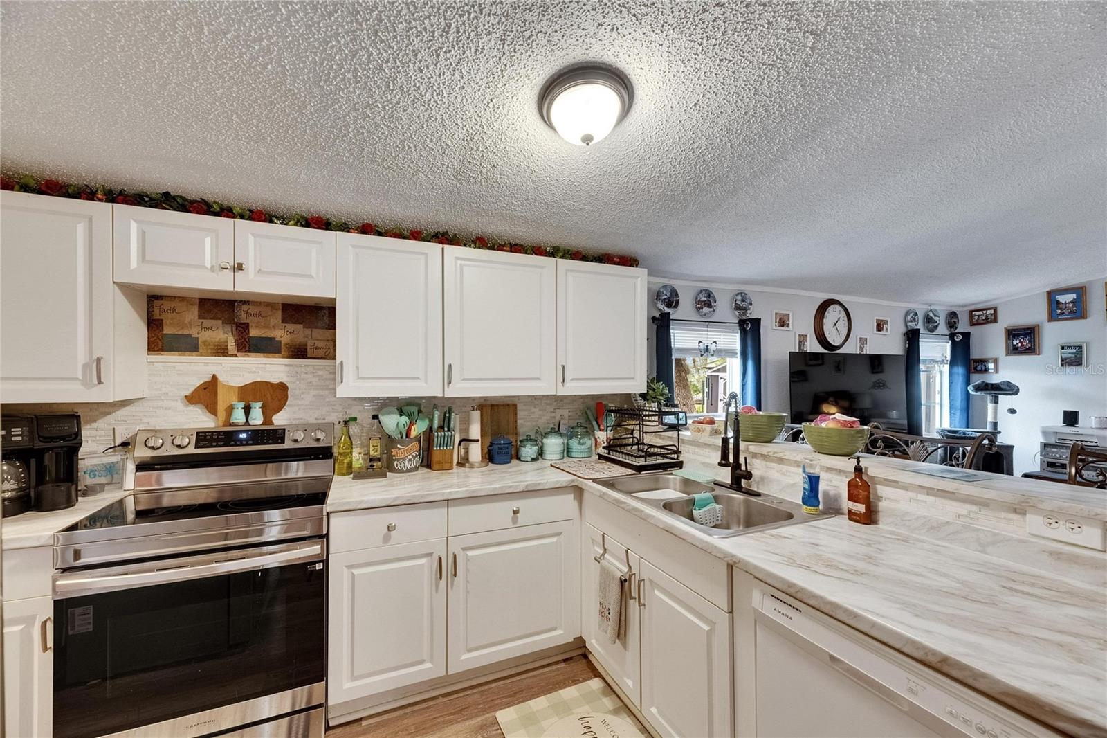 Image 50 of 80 For 4854 Myrtle View Drive N