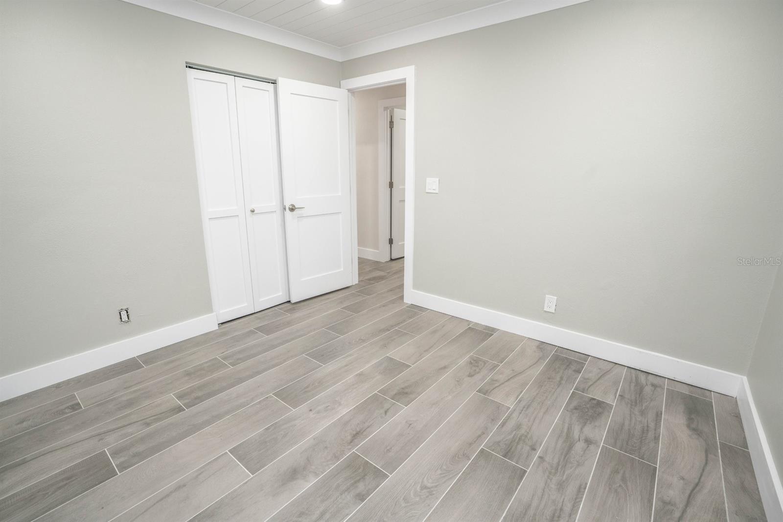 Image 28 of 45 For 913 Spindle Palm Way