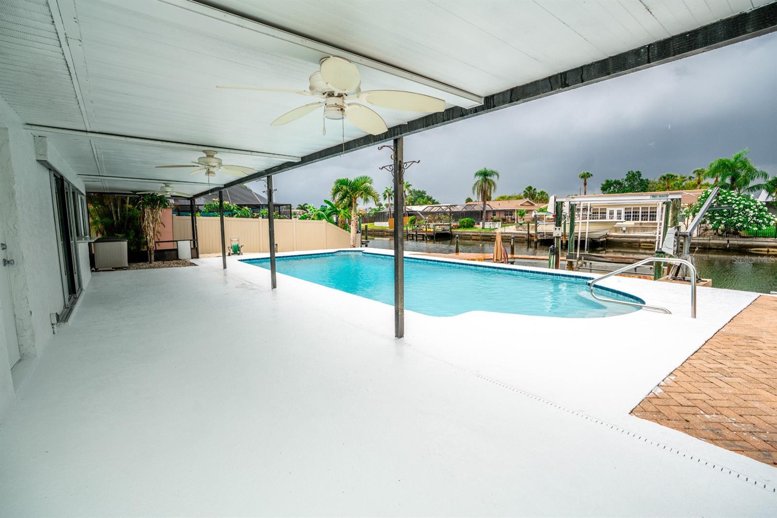 Image 34 of 45 For 913 Spindle Palm Way