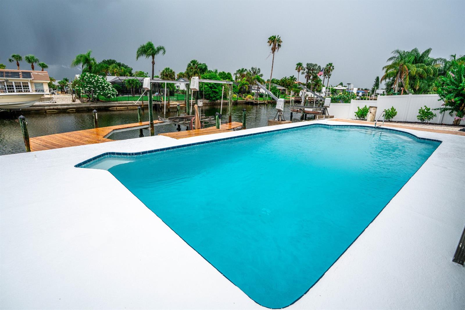 Image 39 of 45 For 913 Spindle Palm Way