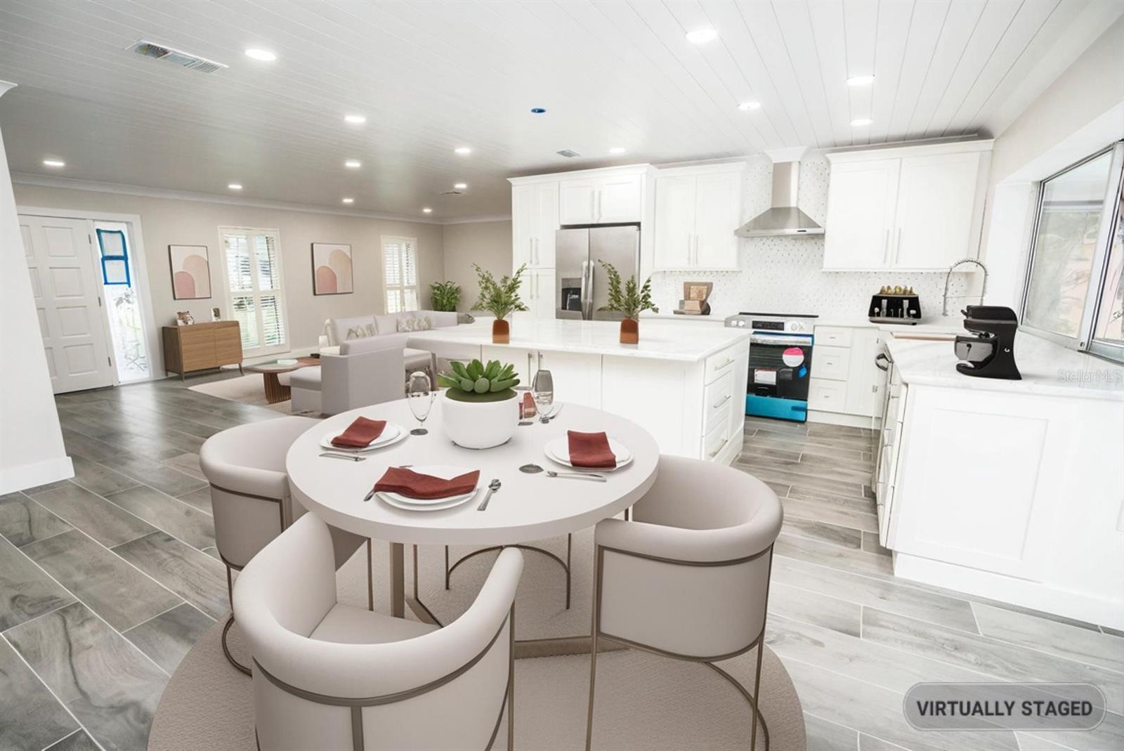 Image 4 of 45 For 913 Spindle Palm Way