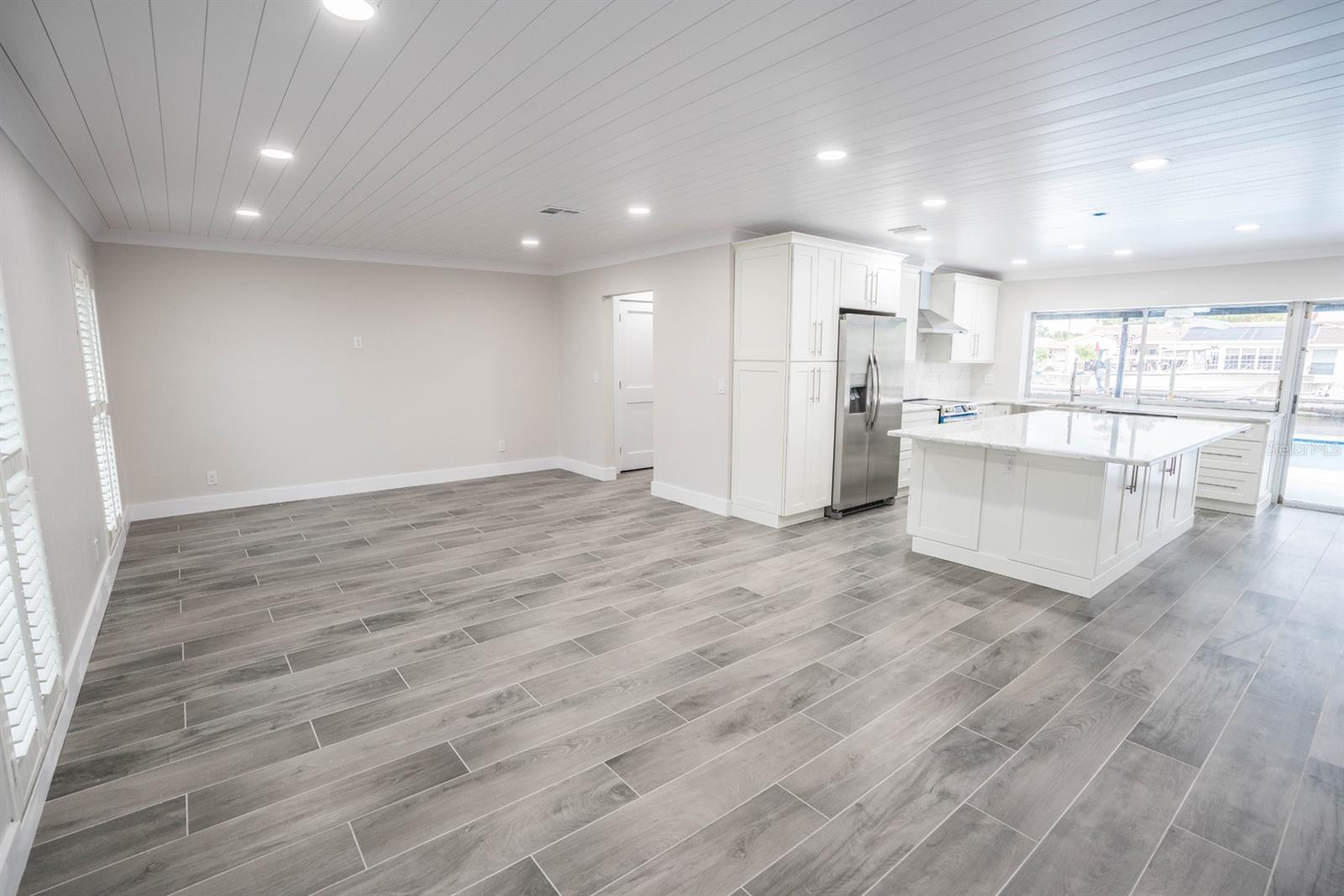 Image 9 of 45 For 913 Spindle Palm Way