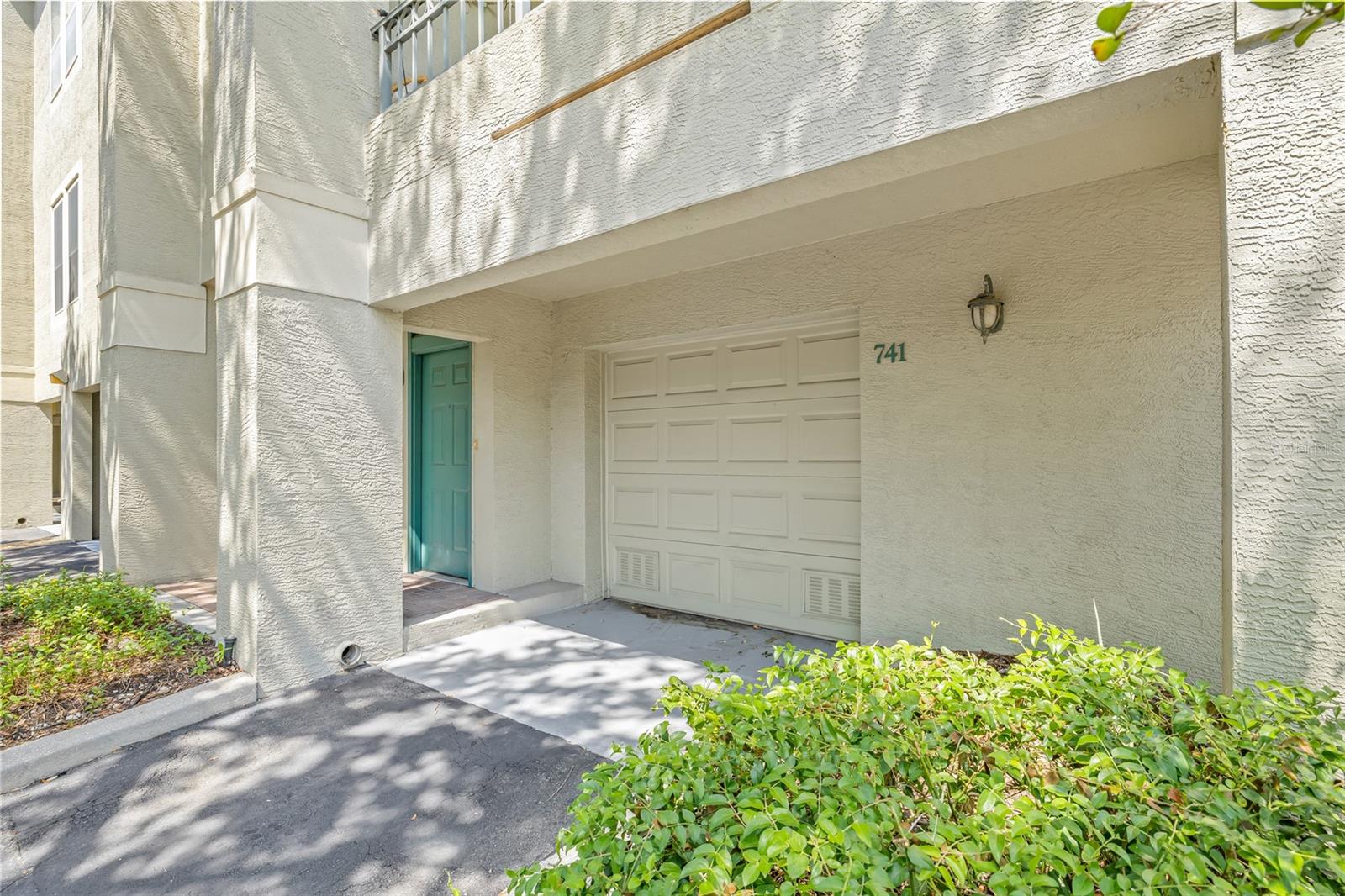 Image 11 of 49 For 740 Mainsail Drive