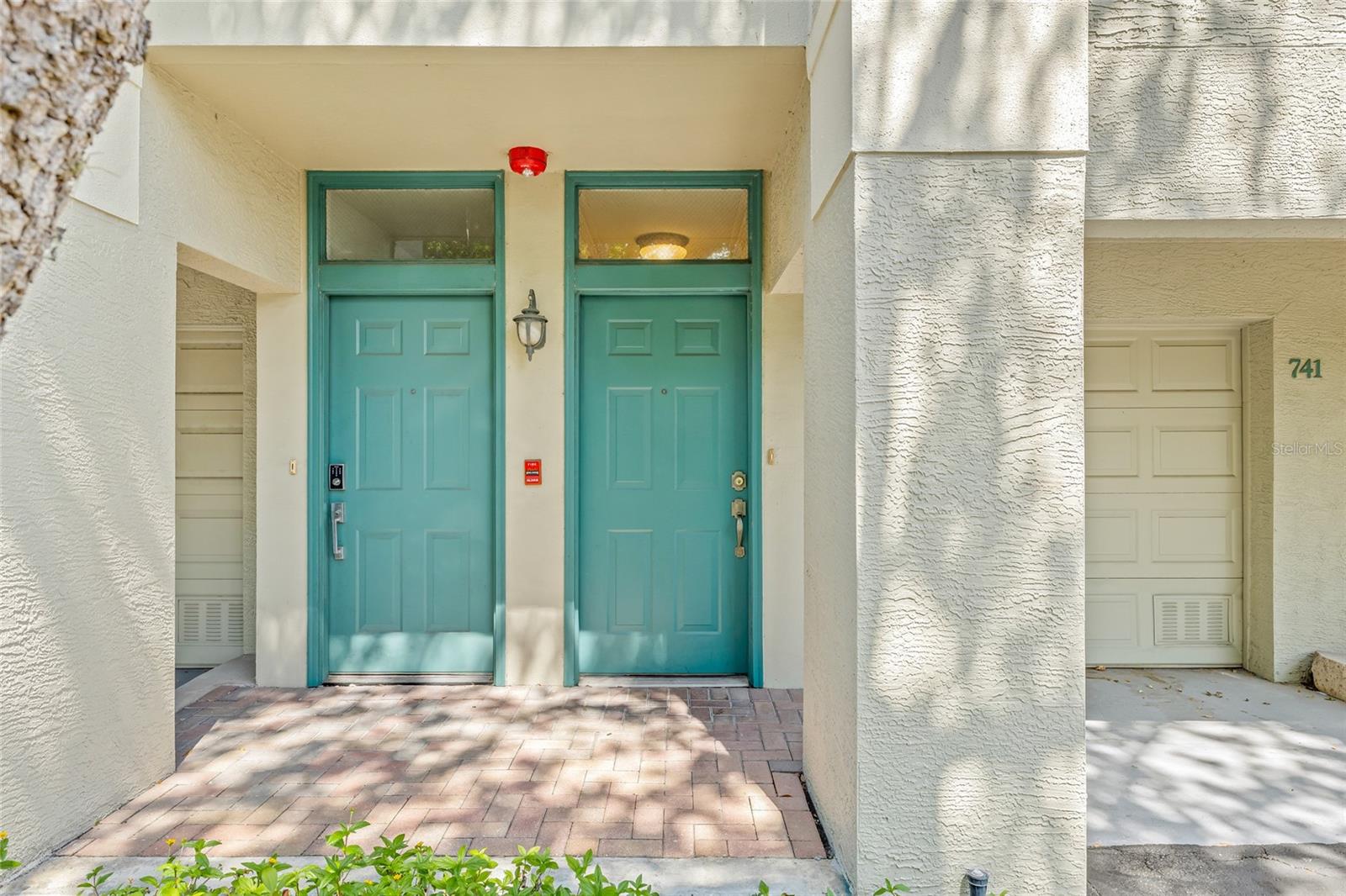 Image 12 of 49 For 740 Mainsail Drive