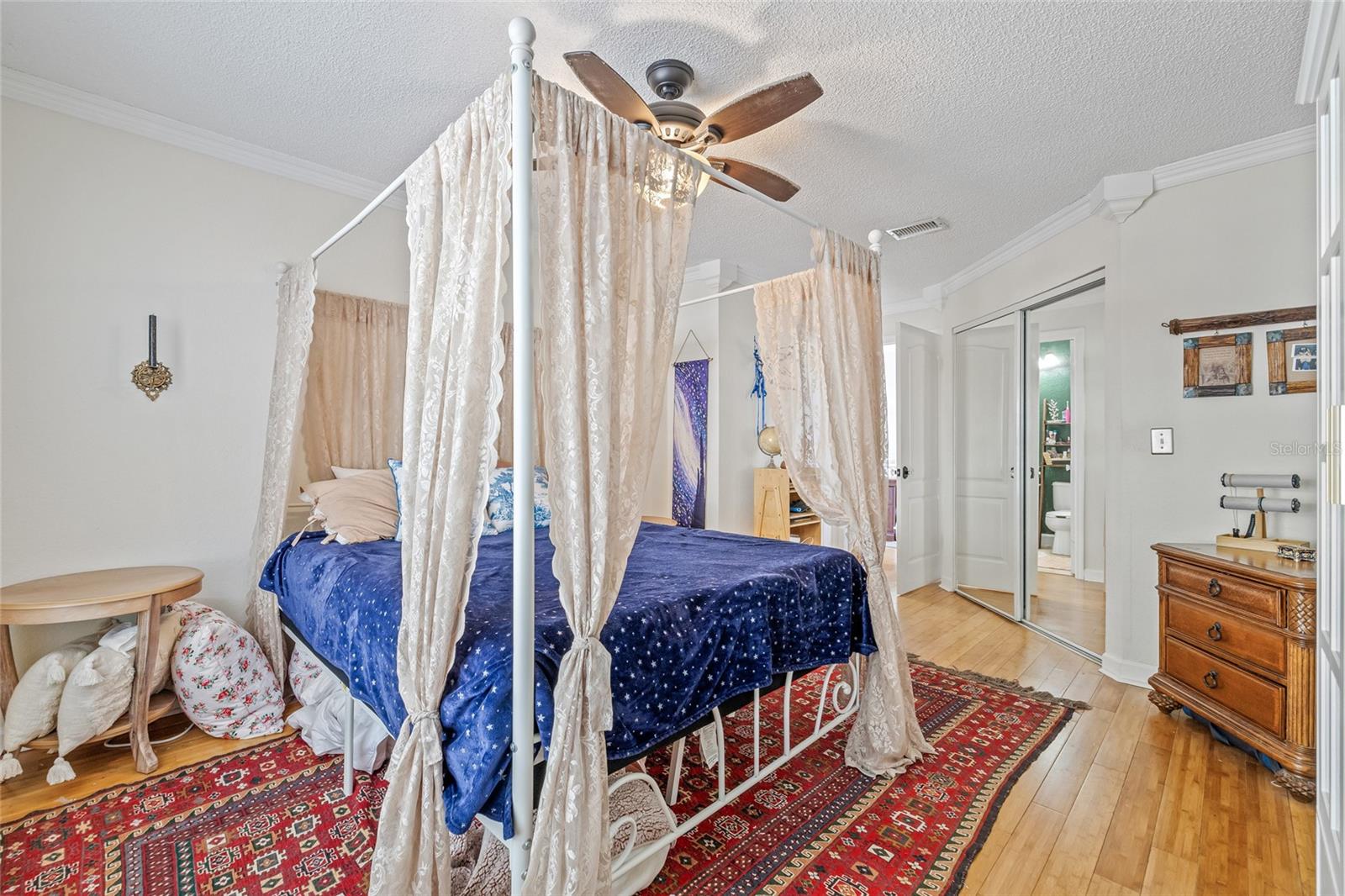Image 36 of 49 For 740 Mainsail Drive