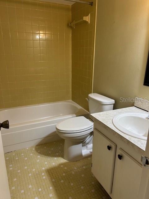 Image 18 of 36 For 11485 Oakhurst Road 1200-214