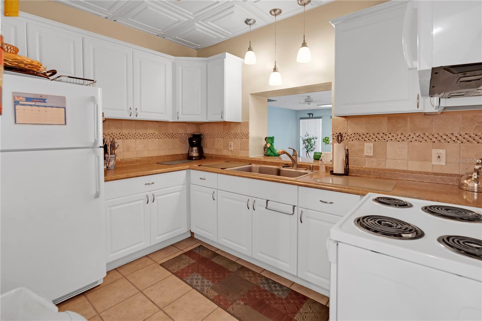 Image 29 of 36 For 11485 Oakhurst Road 1200-214