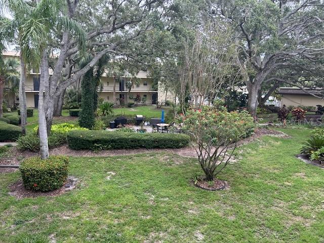 Image 5 of 36 For 11485 Oakhurst Road 1200-214