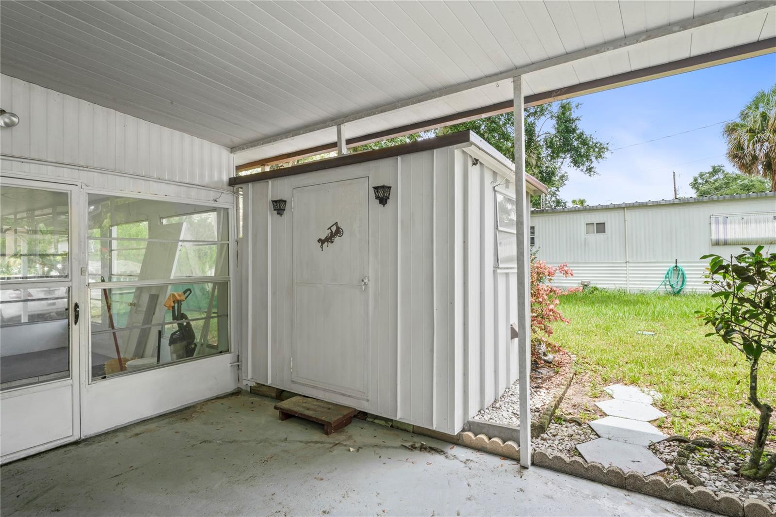 Image 27 of 31 For 24631 Plumosa Drive