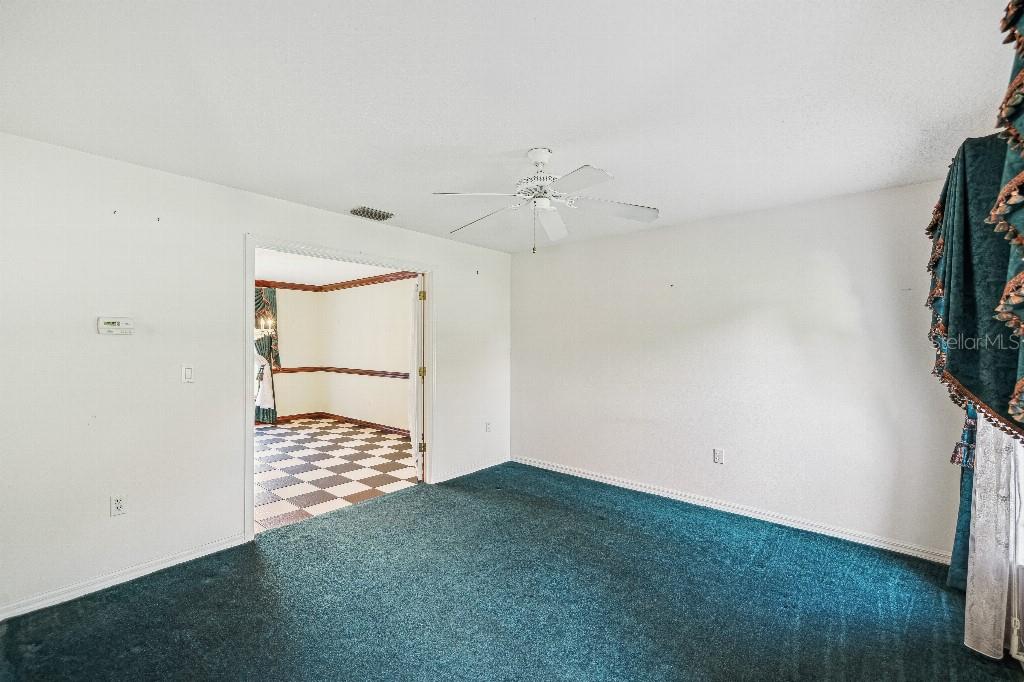Image 9 of 49 For 15420 Aubrey Avenue