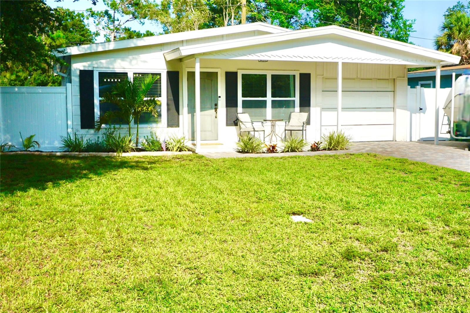 Details for 135 Emerald Lane, LARGO, FL 33771