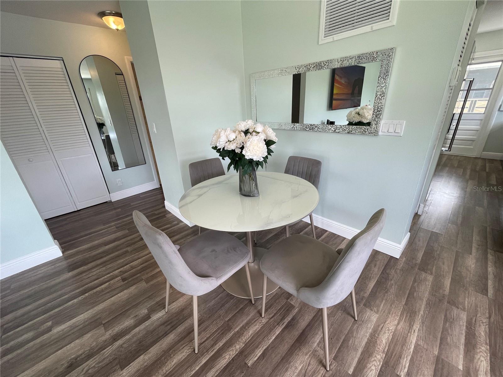 Image 11 of 60 For 5973 Terrace Park Drive N 311