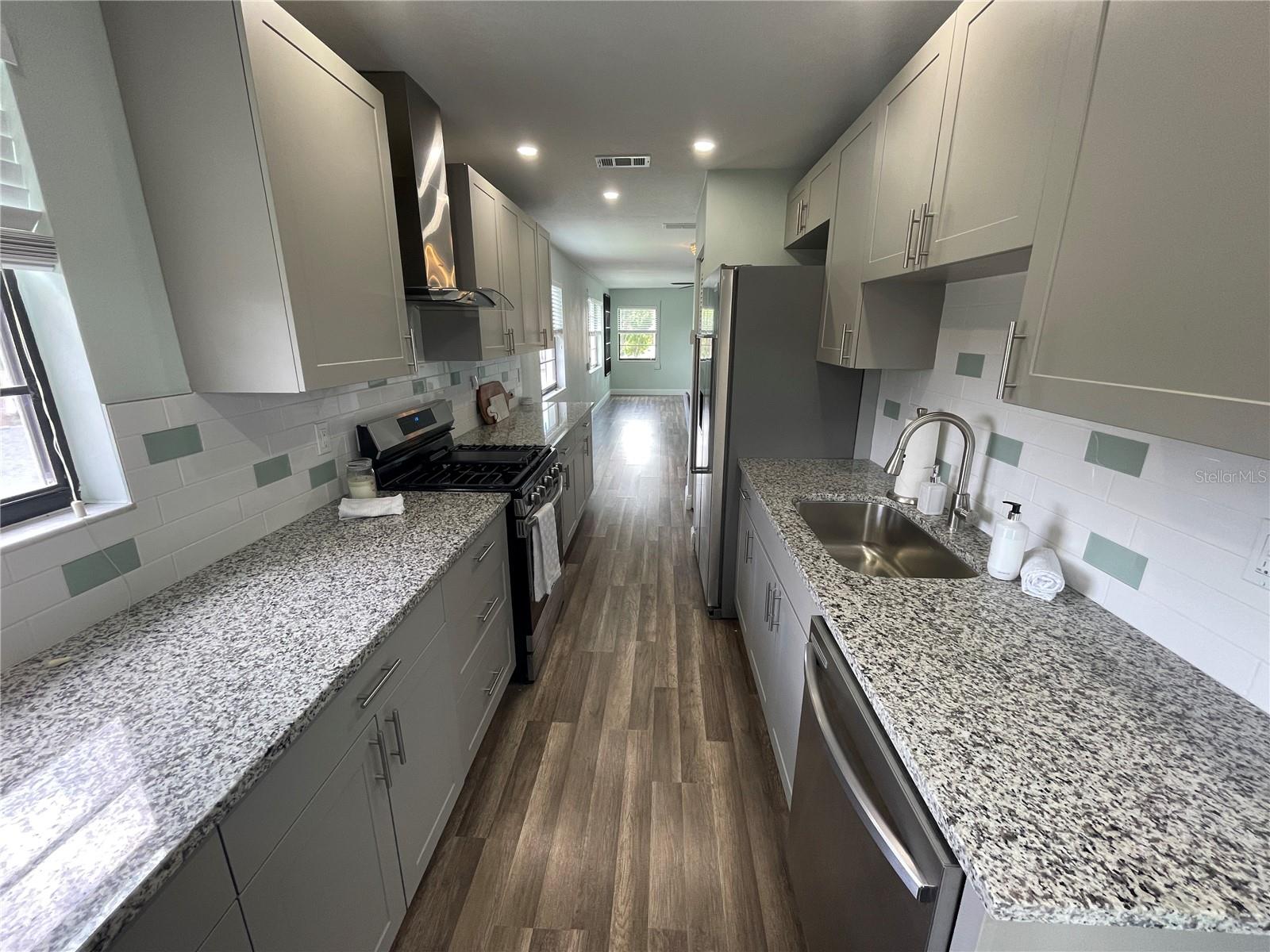 Image 13 of 60 For 5973 Terrace Park Drive N 311