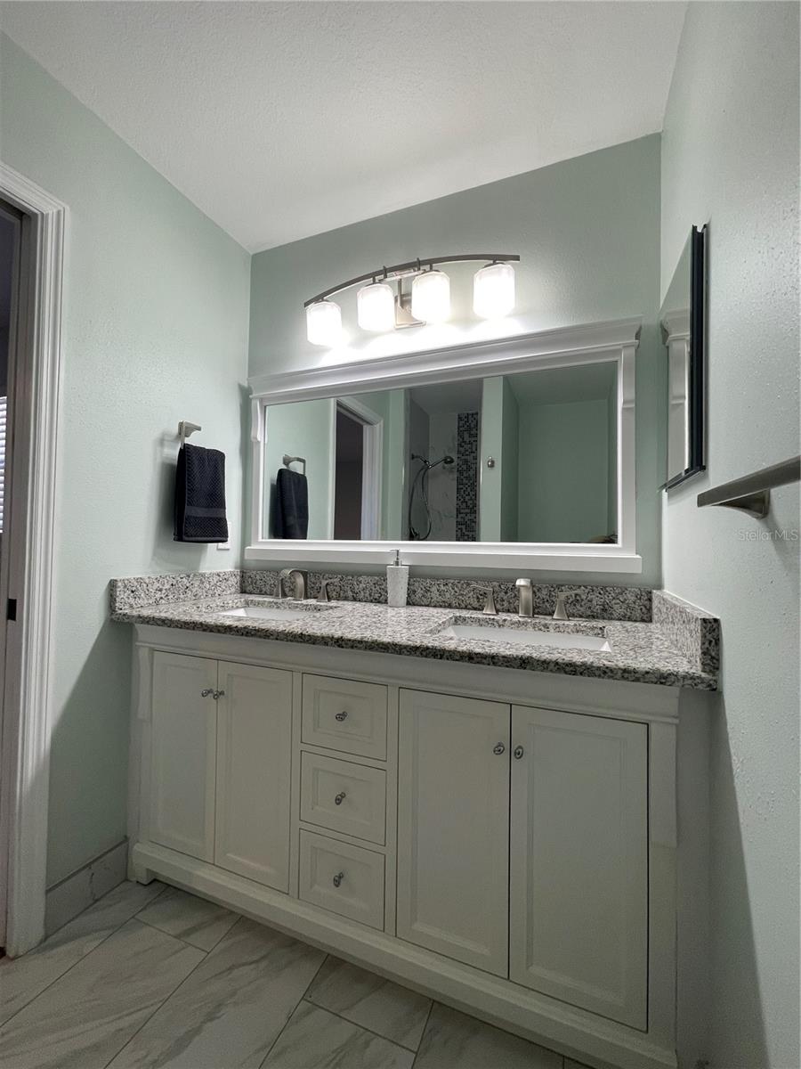 Image 35 of 60 For 5973 Terrace Park Drive N 311